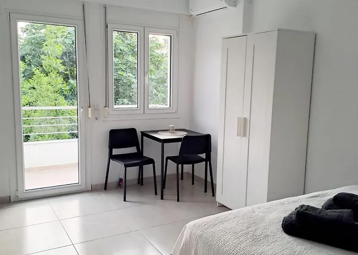 Dimitra\'S Apartments